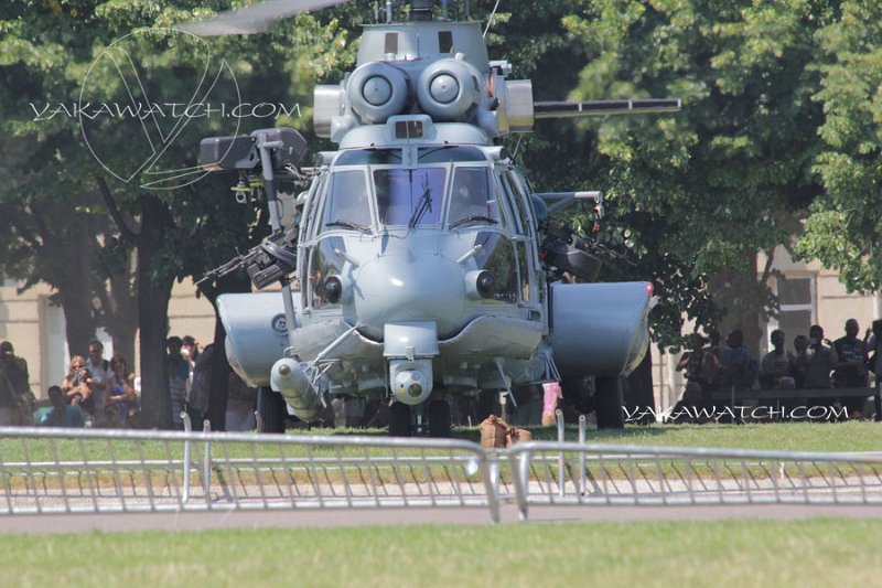 14-juillet-2013-helicoptere-yakawatch-IMG 9084