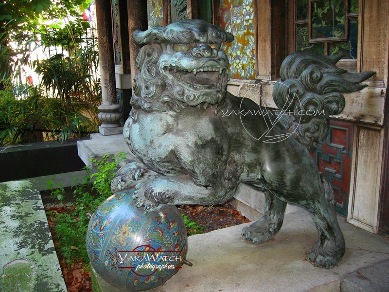 pagode-sculpture-lion-03-photo-yakawatch