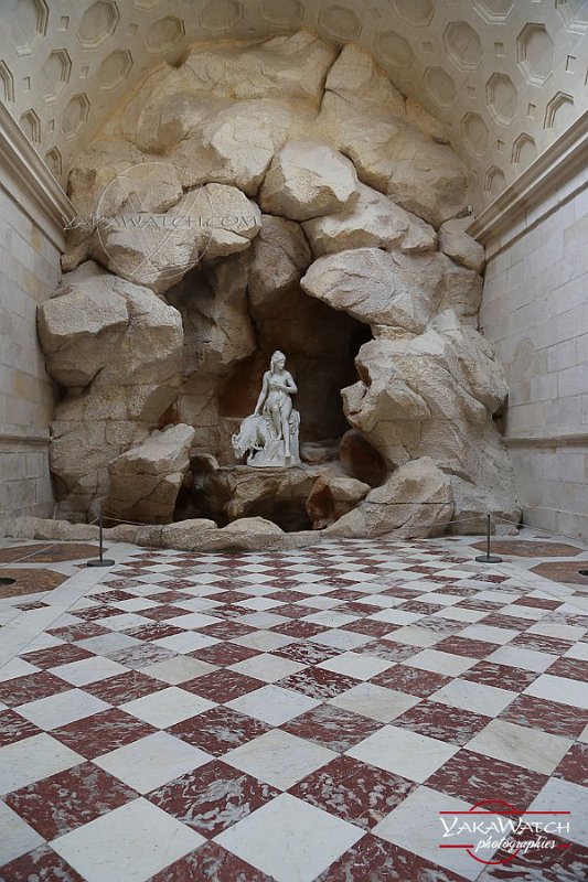 La grotte reconstituée de la Laiterie de la Reine à Rambouillet