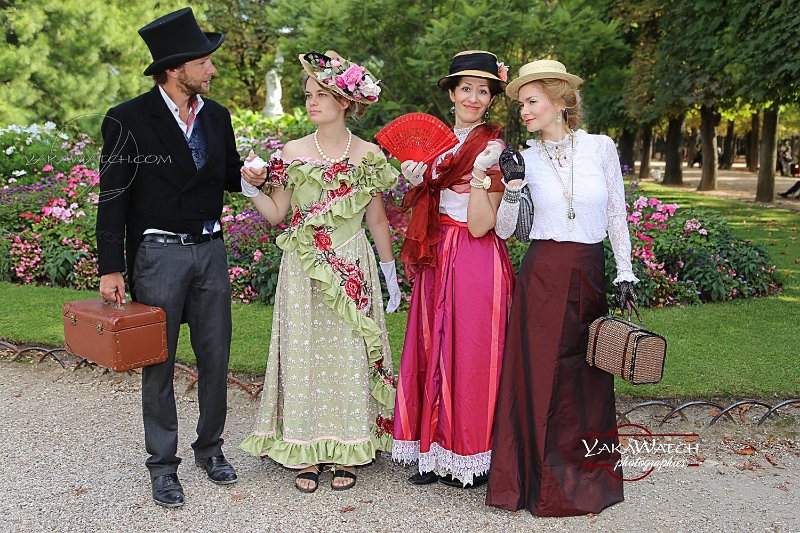 costume-historique-jardin-du-luxembourg-paris-1900-photo-yakawatch-3731