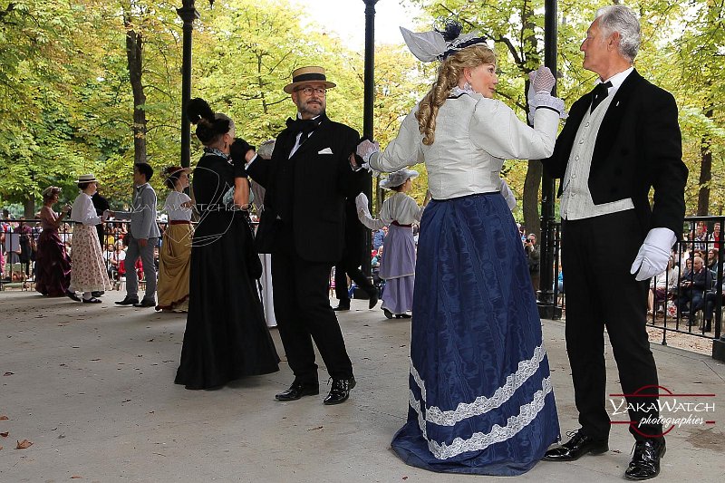 danse-historique-costumes-1900-photo-yakawatch-3268