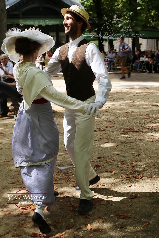 danse-historique-costumes-1900-photo-yakawatch-3379
