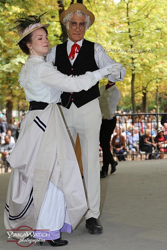 danse-historique-costumes-1900-photo-yakawatch-3513