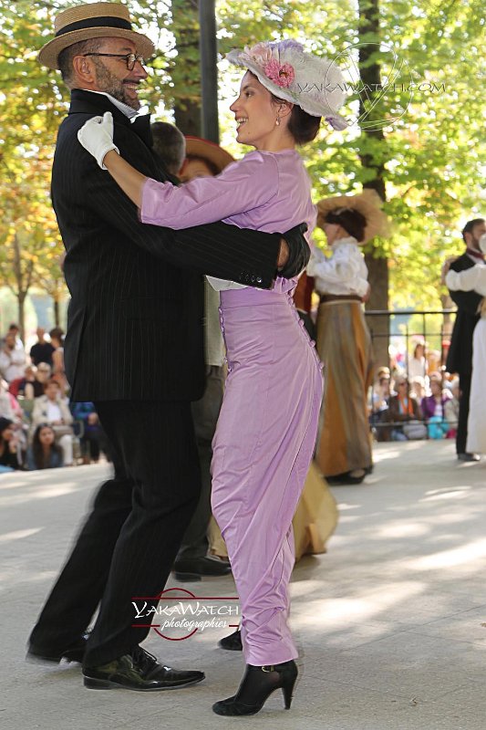 danse-historique-costumes-1900-photo-yakawatch-3794