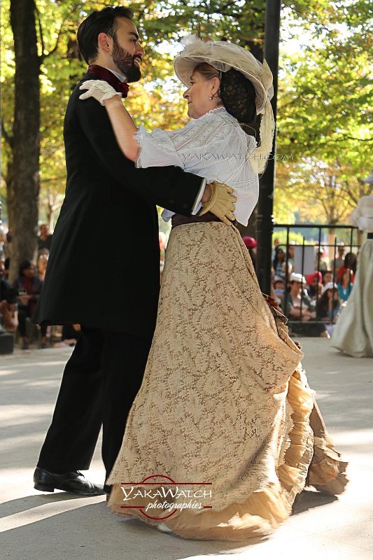 danse-historique-costumes-1900-photo-yakawatch-3946
