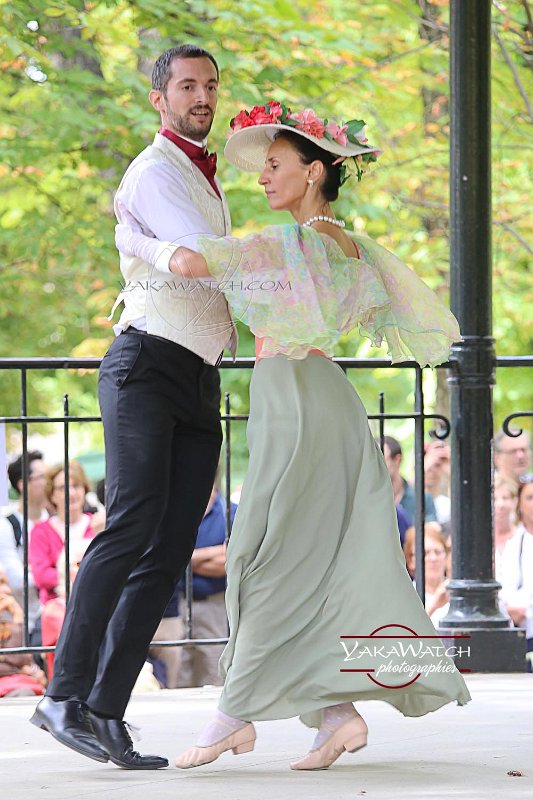 danse-historique-costumes-1900-photo-yakawatch-7228