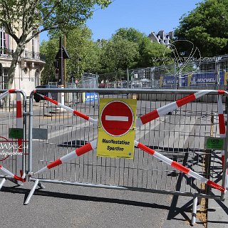 Des riverains encagés avant le ePrix Paris 2018