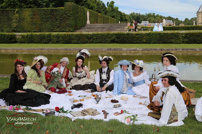 Fancy-dressed people at the Journee Grand Siecle in Vaux-le-Vicomte chateau
