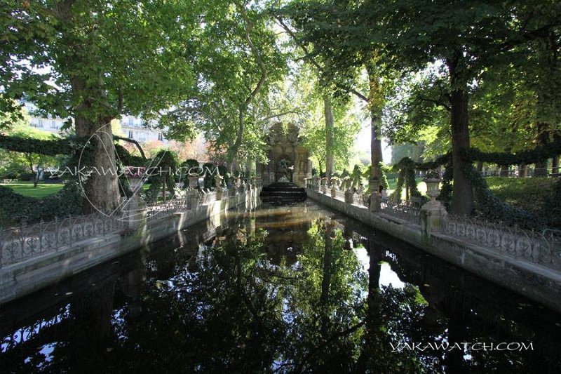 paris-jardin-luxembourg-fontaine-medicis-yakawatch