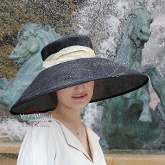 mode-chapeau-fontaine-fremiet-delacroix-photo-yakawatch