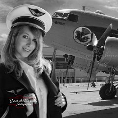 stewardess-portrait-photo-yakawatch-6670-nb