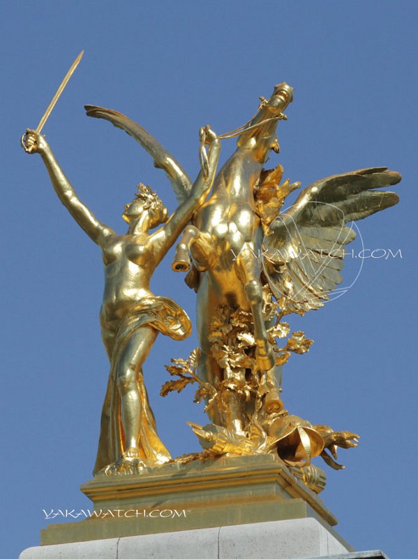 statue-paris-yakawatch-IMG 0198