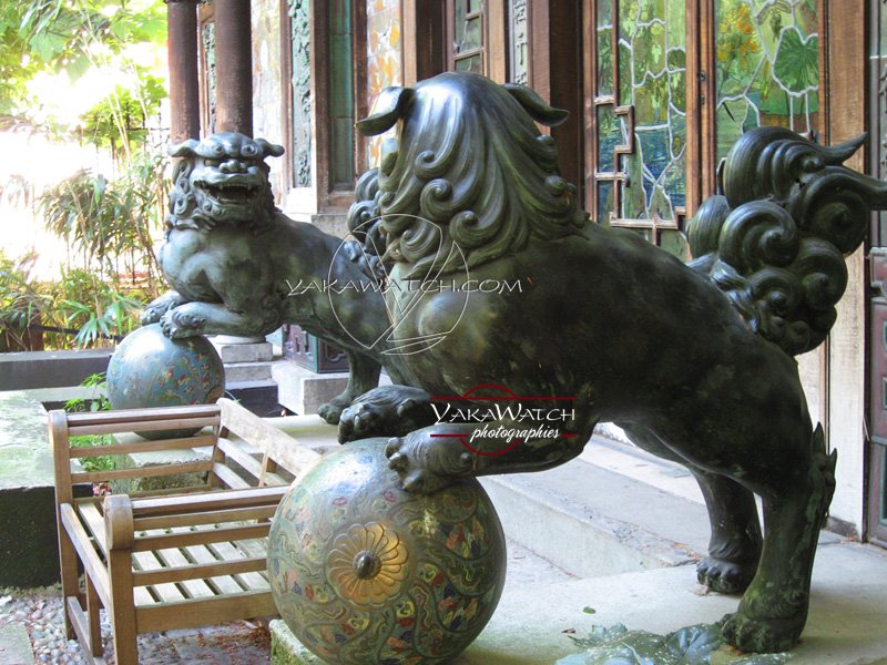 pagode-sculptures-lions-06-photo-yakawatch